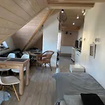 Rum i privatbostad Okazja Noclegi Zakopane Pokoje Z Lazienkami I Balkonami *