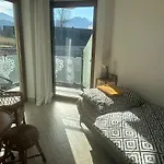 Okazja Noclegi Zakopane Pokoje Z Lazienkami I Balkonami Rum i privatbostad Zakopane