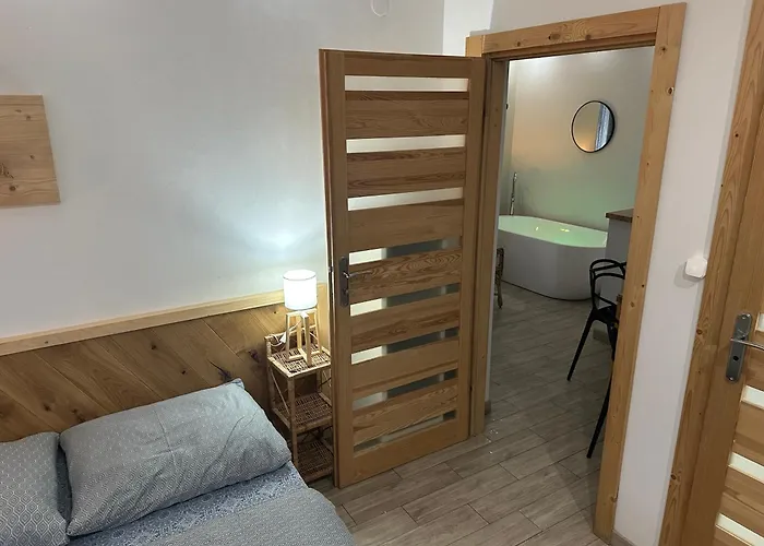 Z Prysznicem 2 3 4 Osobowe Z Lazienka Lub Z Wanna Z Hydromasazem Na Wylacznosc *