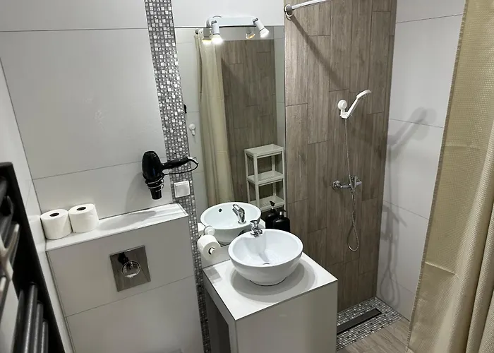 Z Prysznicem 2 3 4 Osobowe Z Lazienka Lub Z Wanna Z Hydromasazem Na Wylacznosc Accommodatie bij particulieren